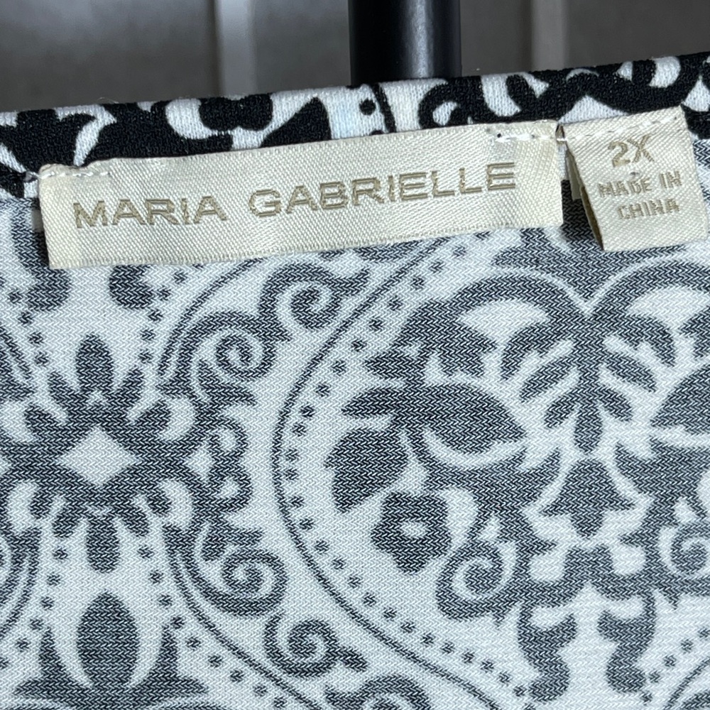 Plus Size 1x Black & White Printed Scoop Neck Women's Top, Stretchy NWOT - Picture 11 of 12